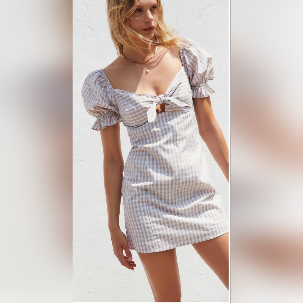 Urban Outfitters Size XS UO Beige Katie Gingham Tie-Front cotton mini dress New